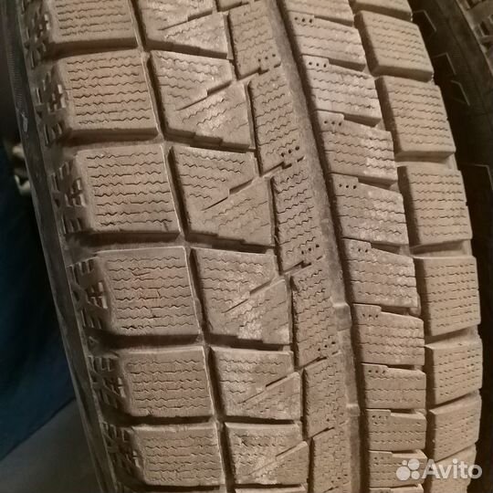 Bridgestone Blizzak Ice 215/65 R16