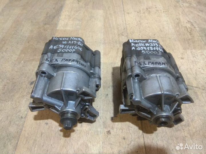 Насос масляный Mercedes Benz W213