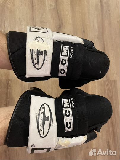 Краги хоккейные ccm 14