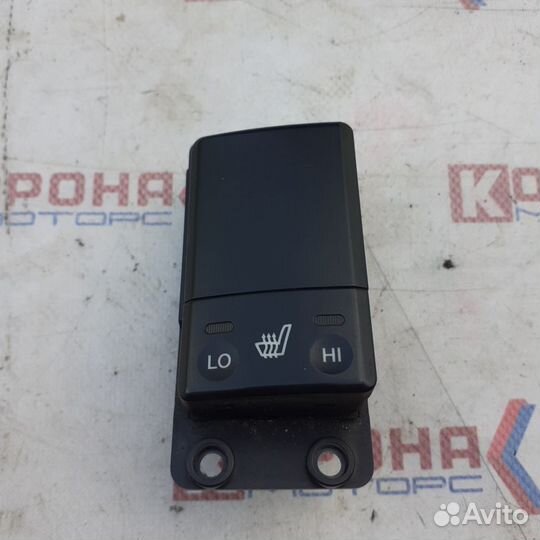 Кнопка обогрева сидений пассажира KIA mohave