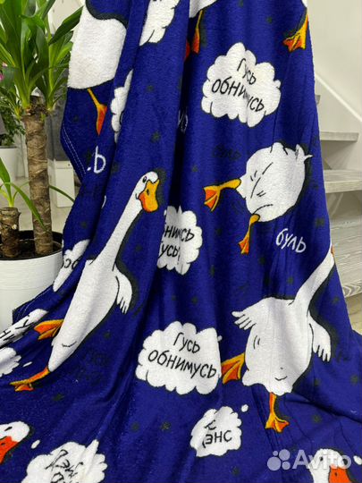 Пледы, покрывала флисовые, размер 180 на 200