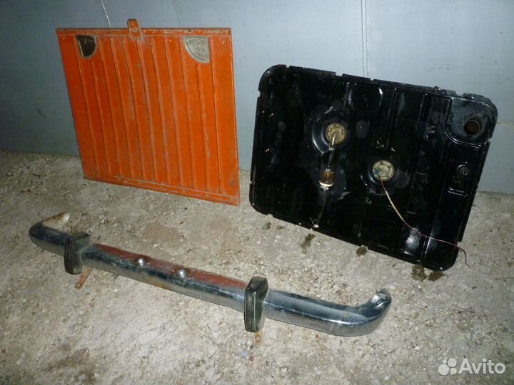 Крепление запасного колеса москвич 2137