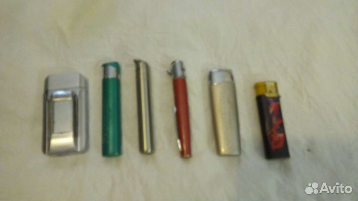 Зажигалки Camel # Marlboro # и другие кучкой