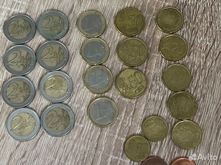 Продам монеты евро