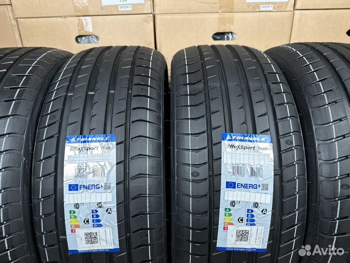 Triangle EffeXSport TH202 245/35 R19 и 275/30 R19 96Y