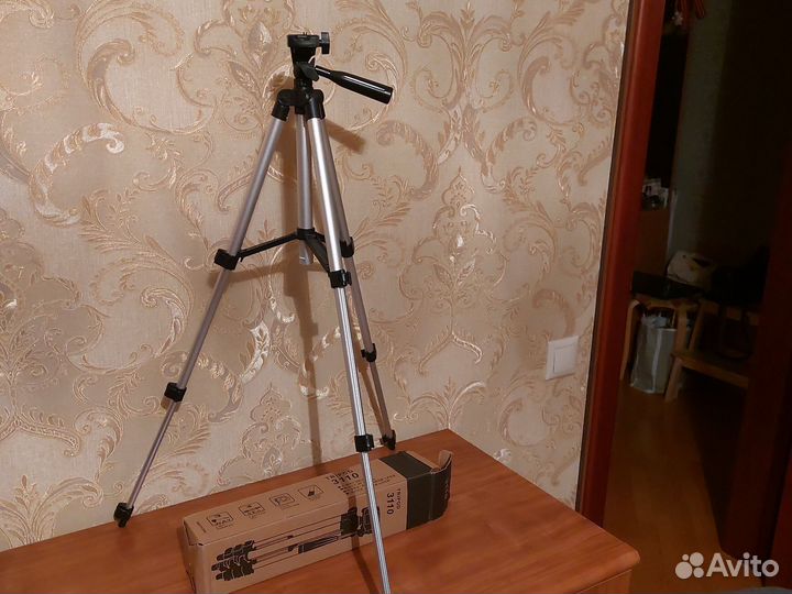 Штатив для фотоаппарата