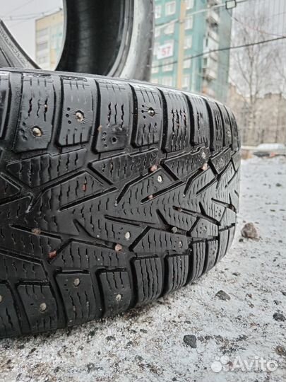 Nokian Tyres Hakkapeliitta 7 215/65 R16 102T