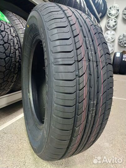 Sonix Primestar 66 215/65 R16 98H