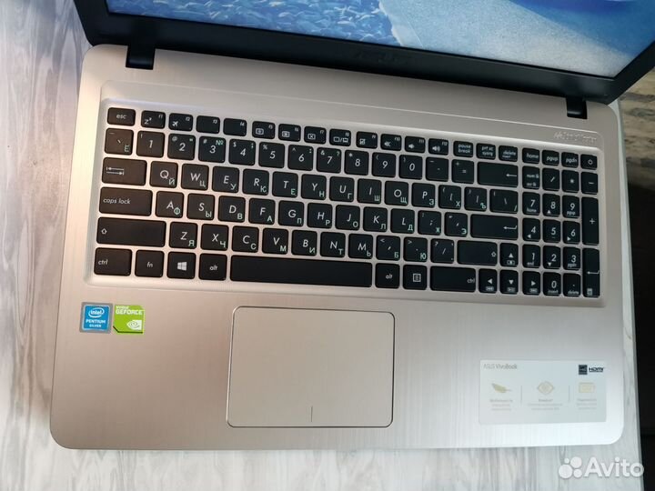 Игровой Asus Intel Silver/MX110 2GB/4GB/SSD256GB