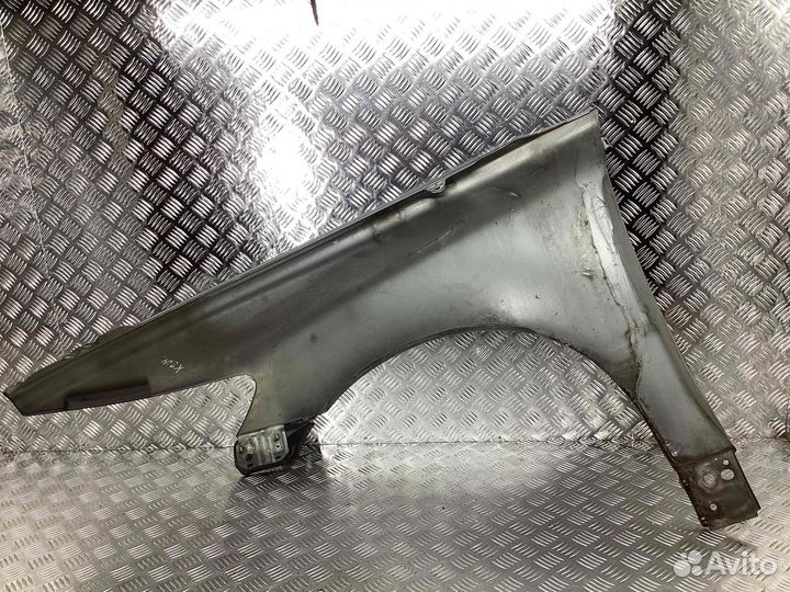 Крыло переднее правое Volvo V50