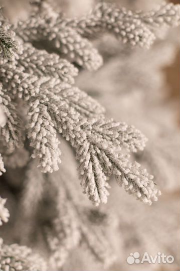 Елка искусственная заснеженная Уральская