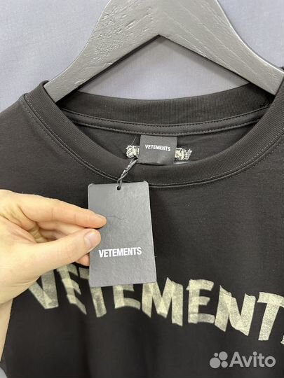 Футболка vetements oversize (унисекс)