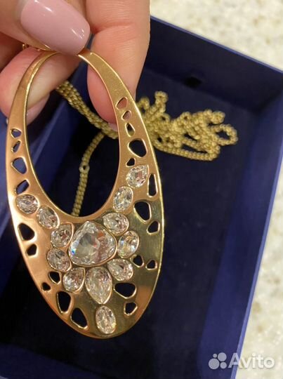 Swarovski колье