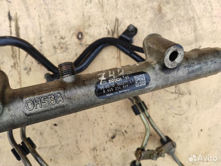 Рампа топливная Z17DTL Z17DTH Opel Astra H