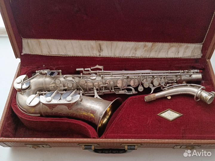 Саксофон альт