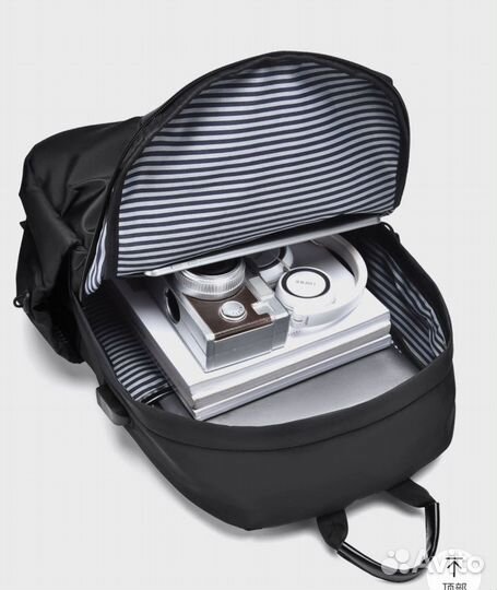 Рюкзак с разъемом для повербанка