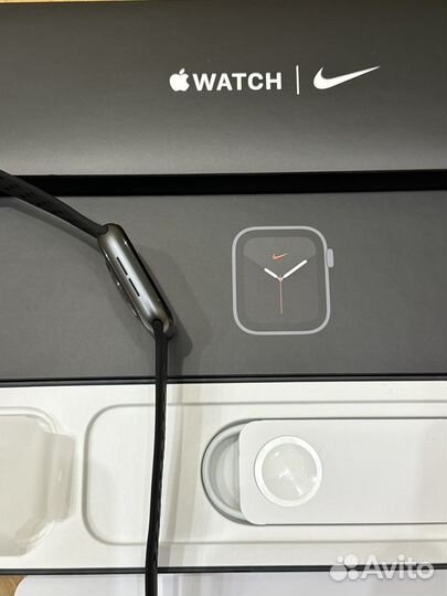 Apple Watch Se 44mm Nike Оригинал