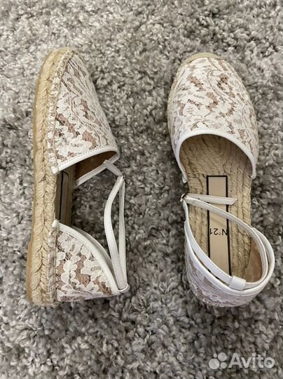 Эспадрильи N21