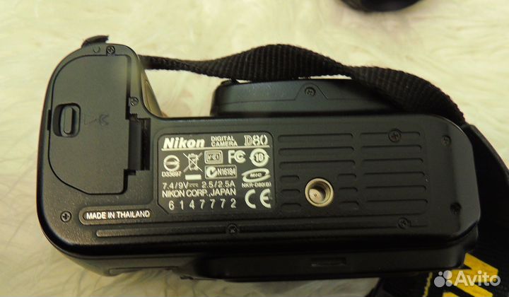 Nikon D80 с объективом Nikon af Nikkor 28-80 mm
