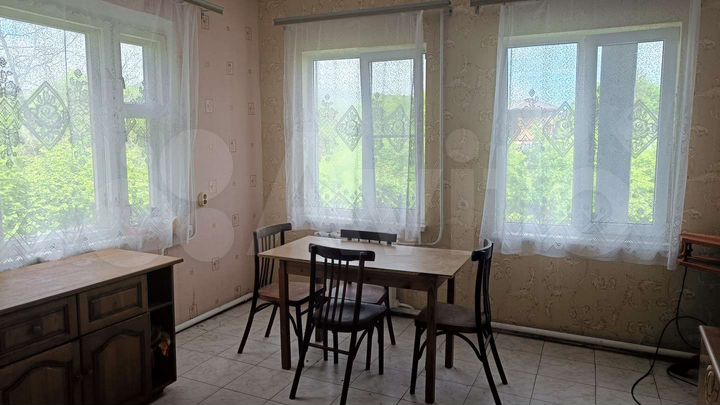 Дом 256 м² на участке 5 сот.