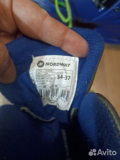 Коньки хоккейные детские