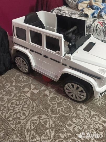 Детский электромобиль