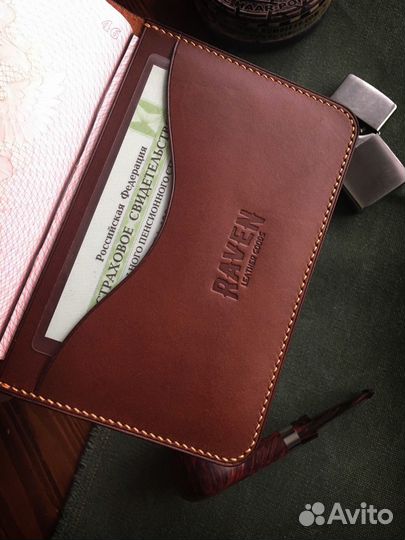 Кожаная обложка для паспорта