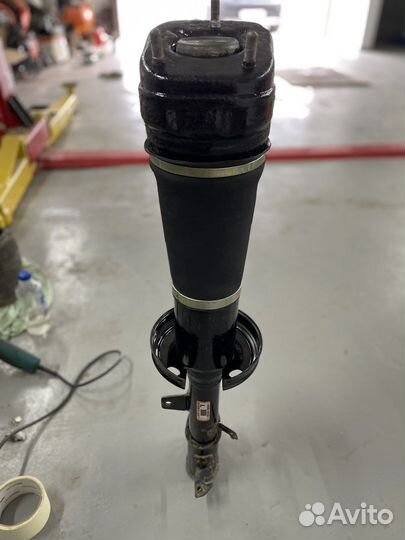 Оригинальные стойки на Лексус RX