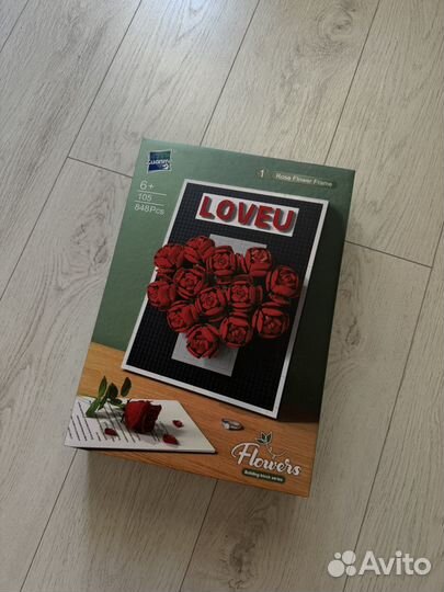 Flowers конструктор Цветы Розы Букет на подставке