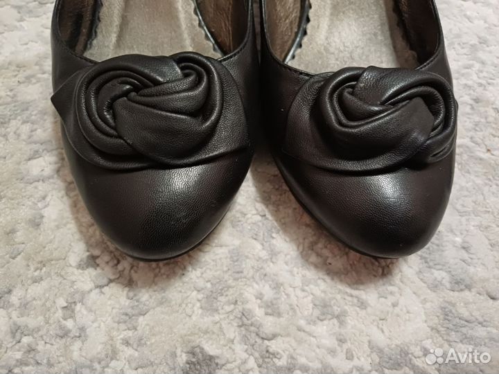 Туфли женские 38