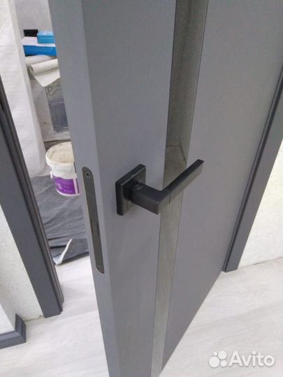 Современные двери Бетон