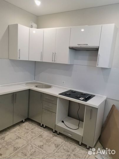 Кухонные гарнитуры