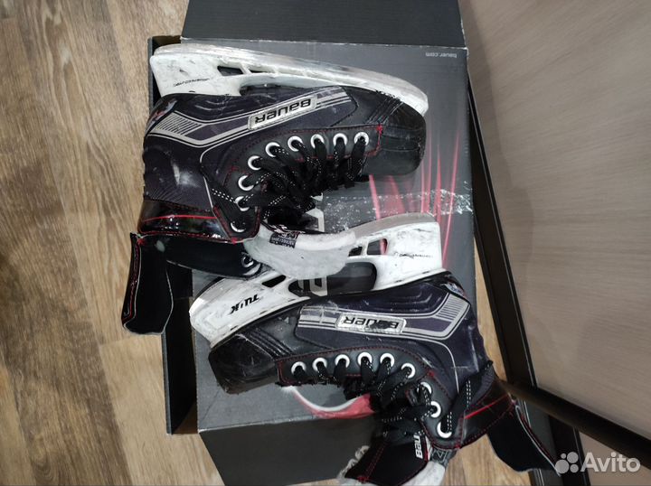 Хоккейные коньки Bauer