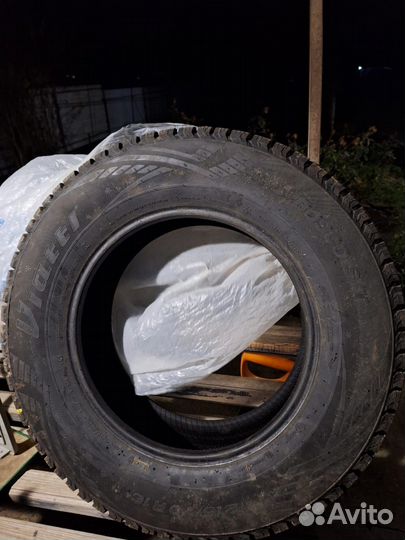 Viatti Bosco S/T V-526 215/70 R16