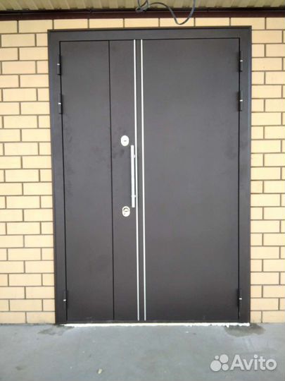 Двери входные металлические