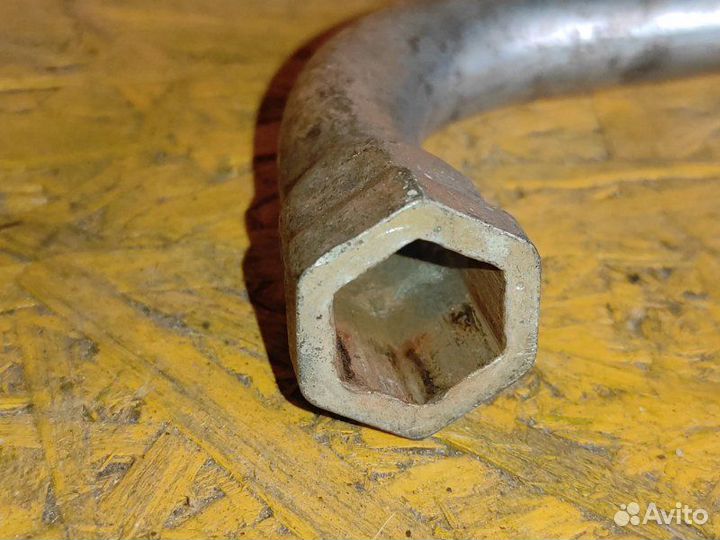 Балонный ключ