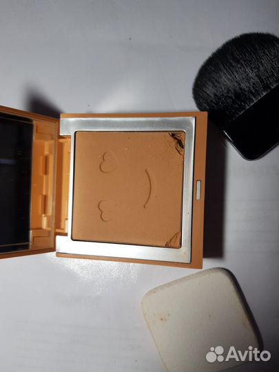 Пудра Benefit Италия тон 6