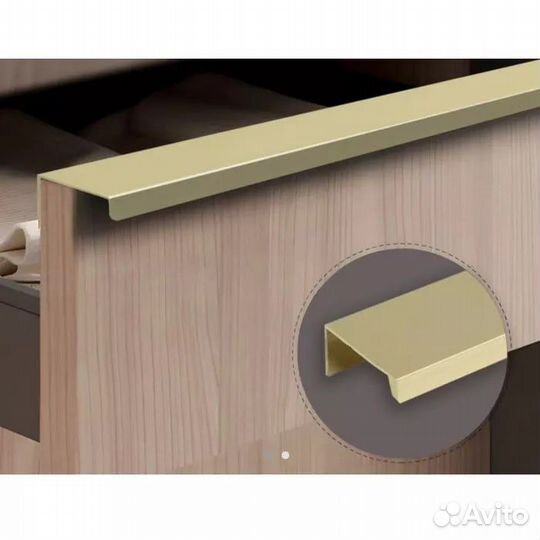 Распашной шкаф