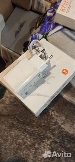 Зарядка для телефна 20w