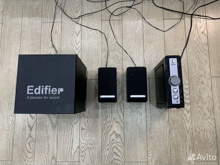 Акустическая система 2.1