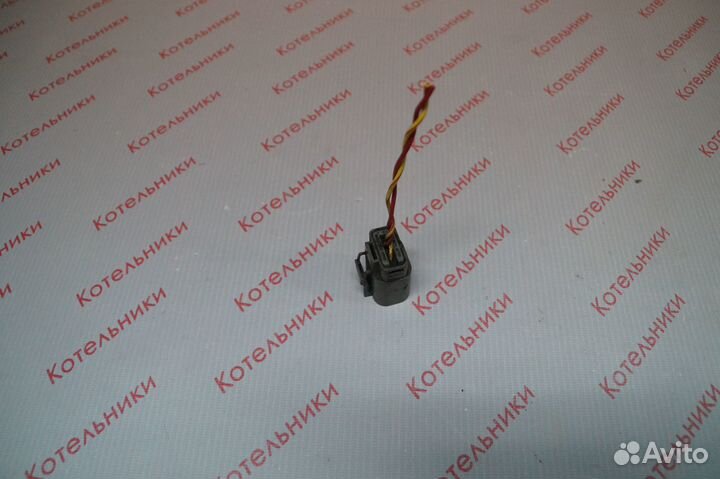 Nissan 23100-8N210 Разьем генератора