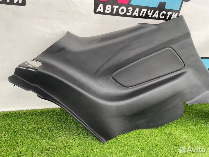 Обшивка салона задняя левая Ford Mustang