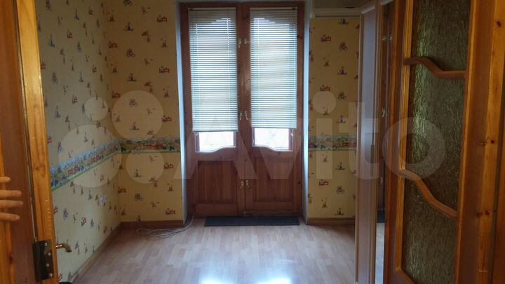 2-к. квартира, 50 м², 4/4 эт.