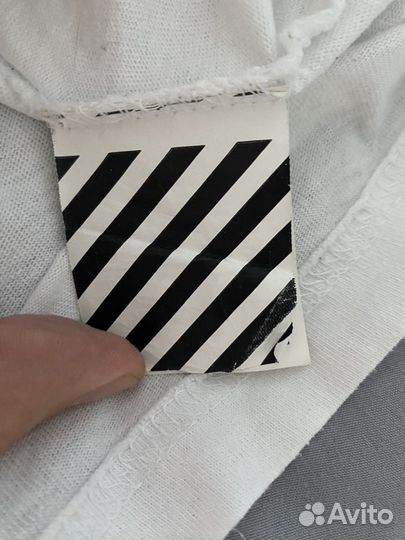 Белая футболка Off-White