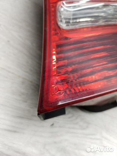 Фонарь задний правый Mercedes C-Class W203 OM646