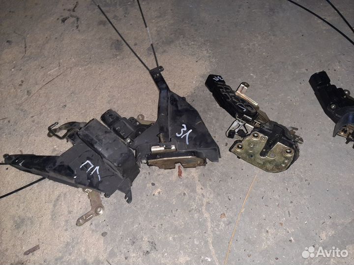 Замок двери на Джили мк,Geely MK