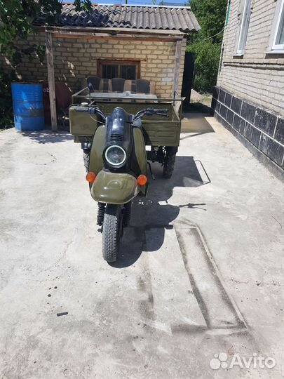 Моторолер муравей