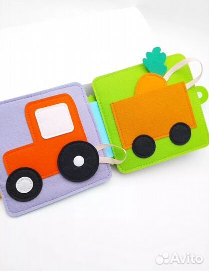 Книжка развивающая из фетра