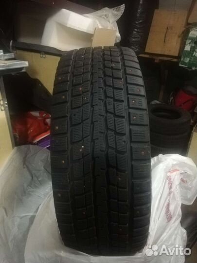 Dunlop SP Winter Ice 01 285/60 R18 116T