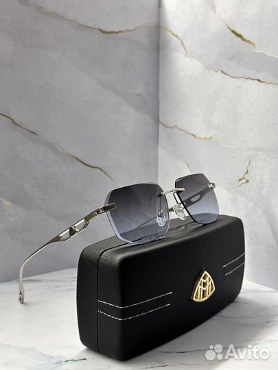 Солнцезащитные очки Maybach